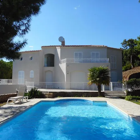 Ferienhaus Acqua E Luce Tarcu